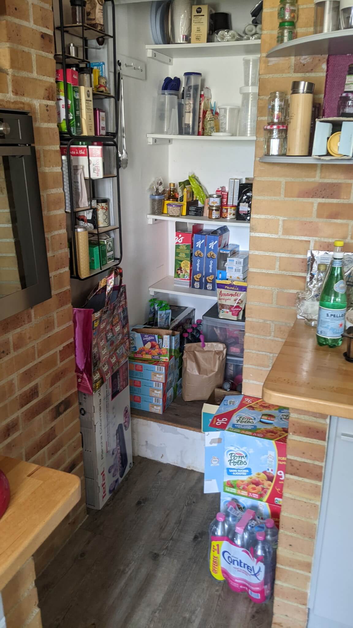 placard avant renovation.jpeg